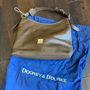 Dooney & Bourke purse